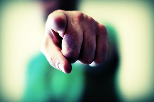 A Batalha Constante Contra o "Não Sou Bom o Bastante": Como a Hipnose Reconstrói a Autoestima